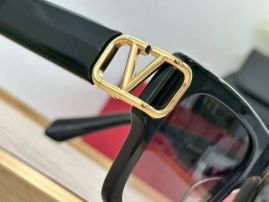 Picture of Valentino Sunglasses _SKUfw53548112fw